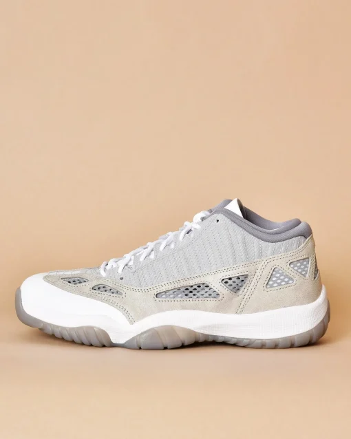 La Piscine Paris Baskets à empiècements Nike Air Jordan 11 Retro Low IE*Femme Chaussures|Chaussures