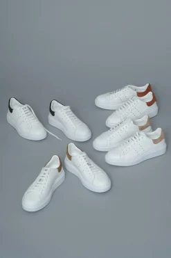 La Piscine Paris Baskets en cuir et en daim noir Eleventy.*Femme Chaussures