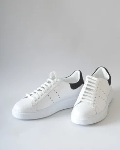 La Piscine Paris Baskets en cuir et en daim noir Eleventy.*Femme Chaussures