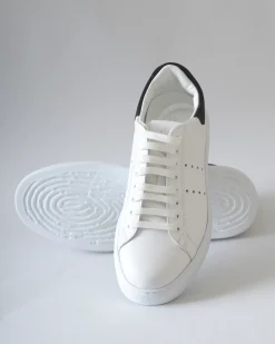 La Piscine Paris Baskets en cuir et en daim noir Eleventy.*Femme Chaussures