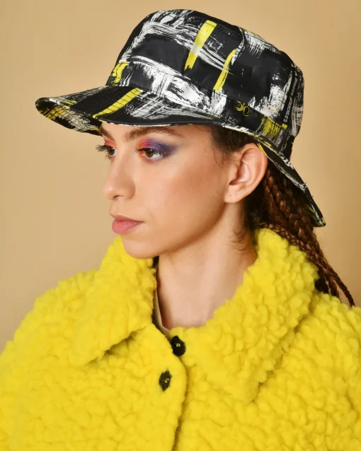 La Piscine Paris Bob en tissu technique à imprimé Moose Knuckles*Femme Chapeaux, Bonnets & Casquettes