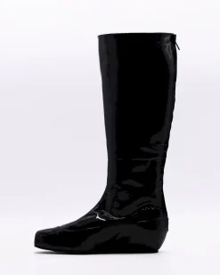 La Piscine Paris Bottes plates en cuir vernis Lanvin*Femme Chaussures