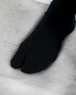 La Piscine Paris Chaussettes Tabi e Maison Martin Margiela*Femme Lingerie