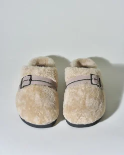La Piscine Paris Chaussures de ville en peaux lainée duveteuse Peserico*Femme Chaussures