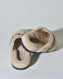 La Piscine Paris Chaussures de ville en peaux lainée duveteuse Peserico*Femme Chaussures