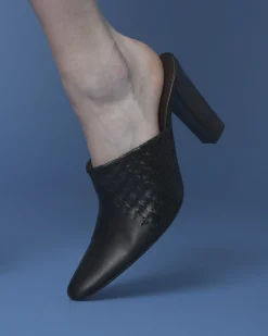 La Piscine Paris Mules à talons en cuir Bottega Veneta*Femme Chaussures