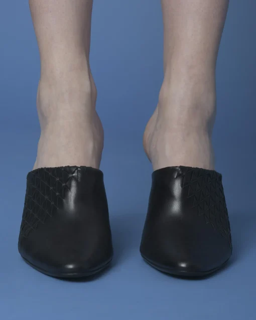 La Piscine Paris Mules à talons en cuir Bottega Veneta*Femme Chaussures