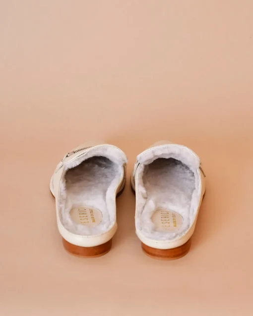 La Piscine Paris Mules en cuir à bout pointu Peserico*Femme Chaussures