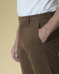 La Piscine Paris Pantalon droit en gabardine de coton Cruna*Homme Pantalons