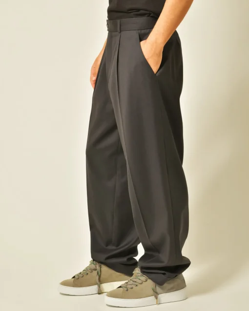 La Piscine Paris Pantalon large en laine à pinces marine Editions M.R*Homme Pantalons