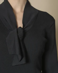 La Piscine Paris Pull côtelé à col lavallière Edward Achour*Femme Pulls & Cardigans