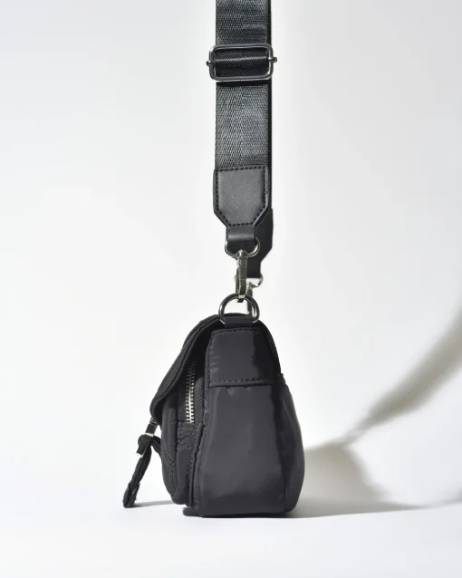 La Piscine Paris Sac à bandoulière en tissu technique à boucle Unclose*Femme Sacs