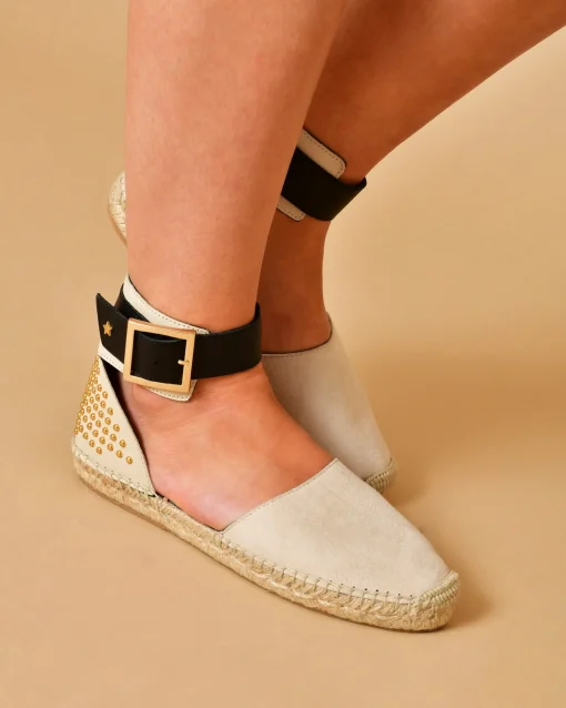 La Piscine Paris Sandales à brides noires et clous dorés Lorena Antoniazzi*Femme Chaussures