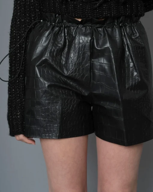 La Piscine Paris Short e en cuir synthétique croco Nude*Femme Shorts