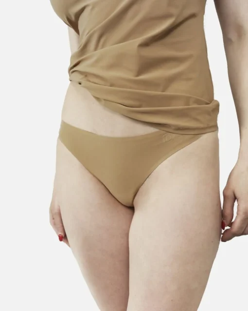 La Piscine Paris String chair Dolce & Gabbana*Femme Lingerie