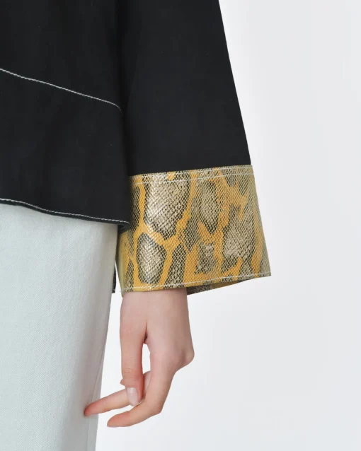 La Piscine Paris Veste e détails motif python Stand Studio*Femme Blousons & Vestes
